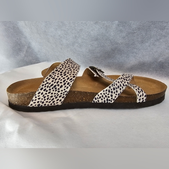 Cheetah print Mountain Sole women's sandals (size 8) - Picture 3 of 9